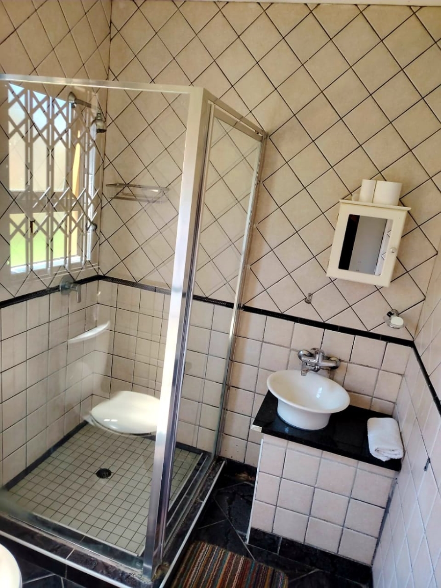 10 Bedroom Property for Sale in Cambridge Eastern Cape